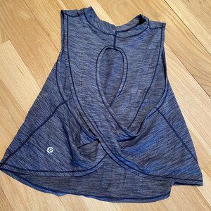Lululemon Size 4 Navy Cropped Cross Back Tank